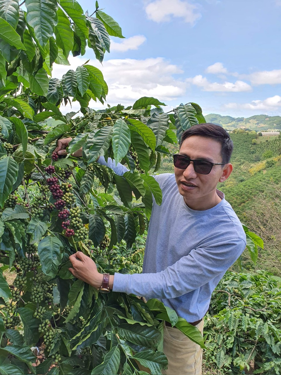 Mr. Hai Dau - Song Nguyen Coffee Owner